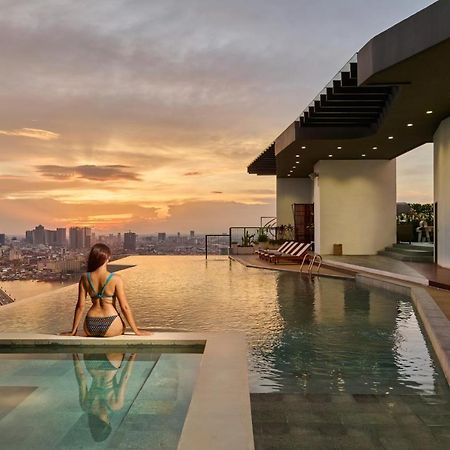 The Peninsula Phnom Penh Hotel Екстериор снимка