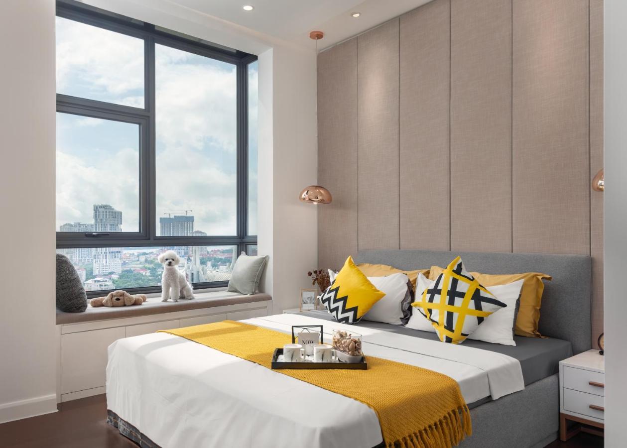 The Peninsula Phnom Penh Hotel Екстериор снимка