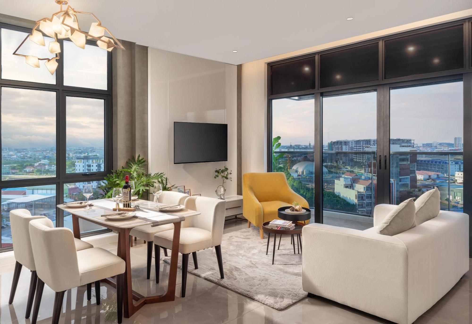The Peninsula Phnom Penh Hotel Екстериор снимка