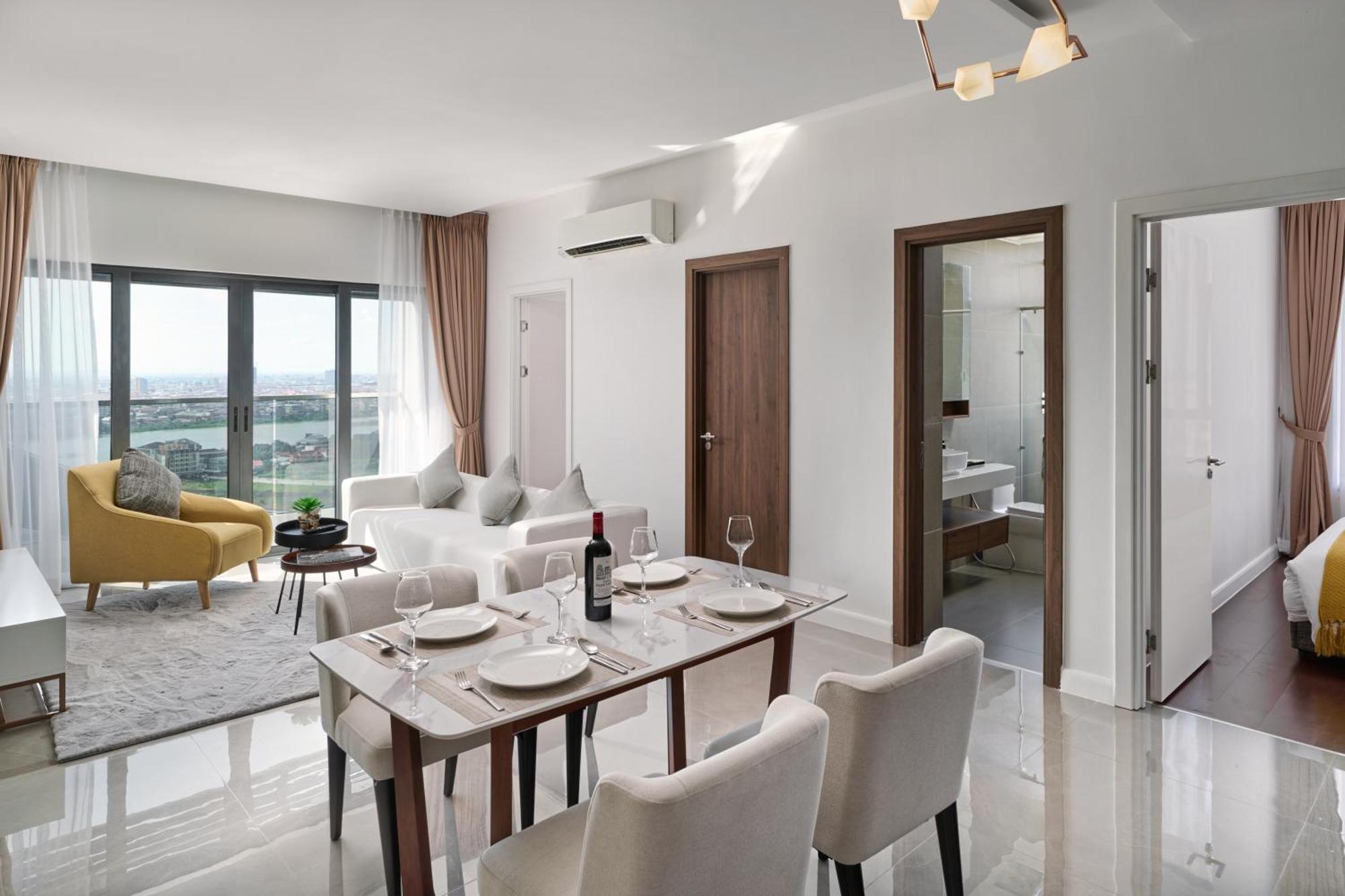 The Peninsula Phnom Penh Hotel Екстериор снимка