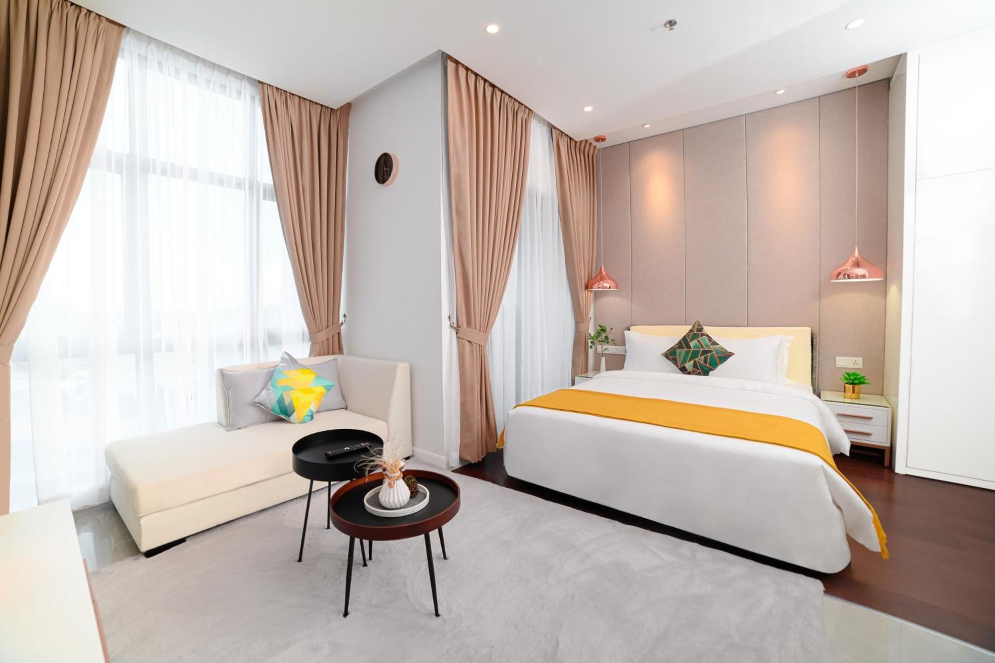 The Peninsula Phnom Penh Hotel Екстериор снимка